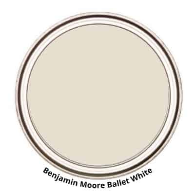 Benjamin Moore Ballet White paint can swatch